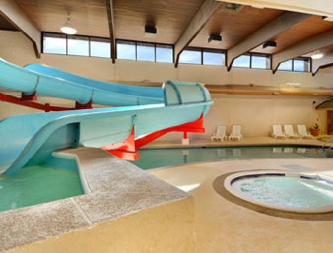Ramada By Wyndham Yorkton Hotel Facilities photo