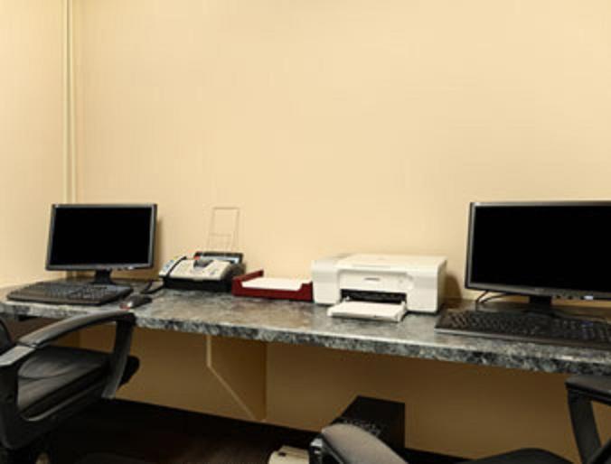 Ramada By Wyndham Yorkton Hotel Facilities photo